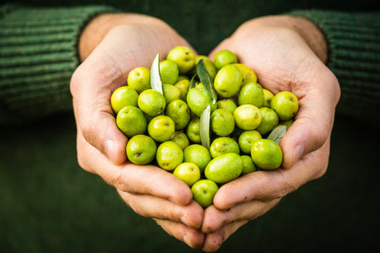 Why Extra Virgin Olive Oil Is a Heart-Healthy Choice